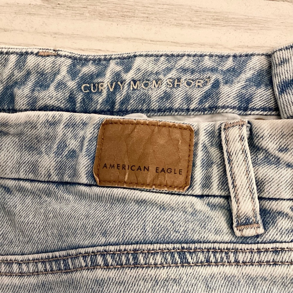 American Eagle 0 Curvy Mom Denim Shorts Womens Strigid Distressed 2023 Crossover - Picture 6 of 9
